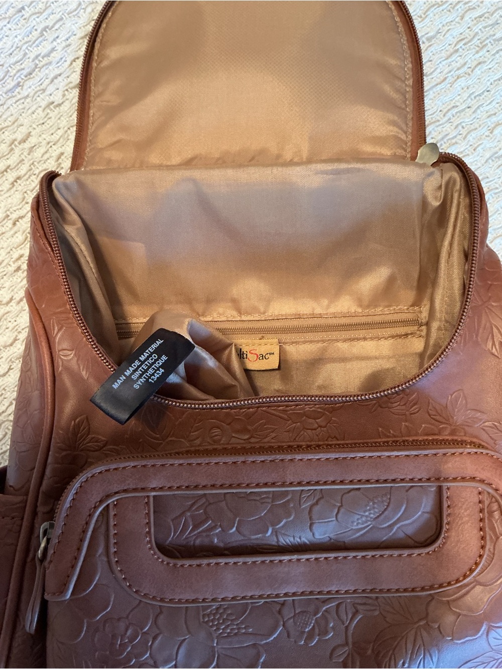 MultiSac Floral-Embossed Backpack - Picture 7 of 14